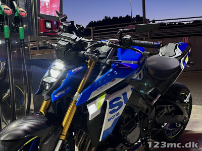 Suzuki GSXS 1000