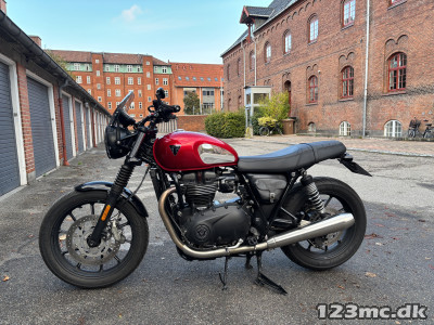 Triumph Speed Twin 900 Chrome Edition