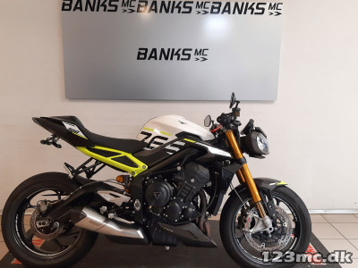 Triumph Street Triple RS