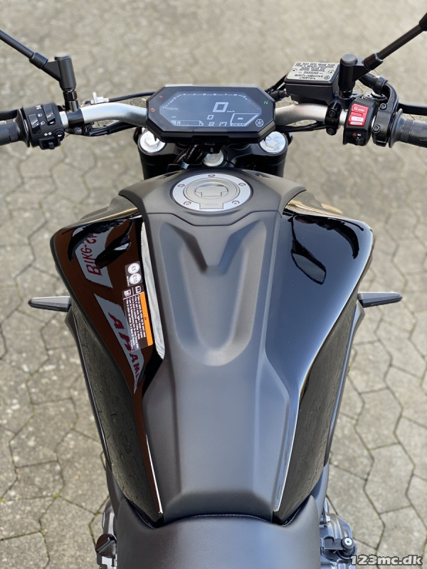 Sabot Moteur Pour Yamaha MT-07 2014 à 2019 - BIKE COMPOSITES 61