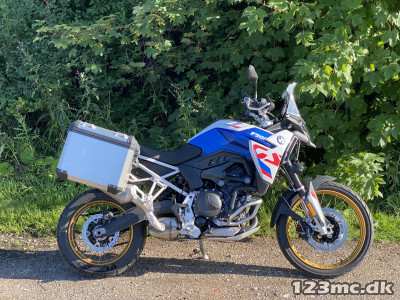 BMW F 900 GS