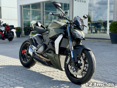 Ducati Streetfighter V2