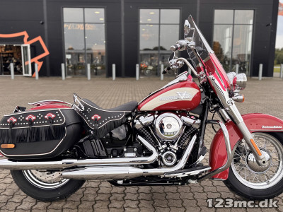Harley-Davidson FLI Hydra-Glide Revival