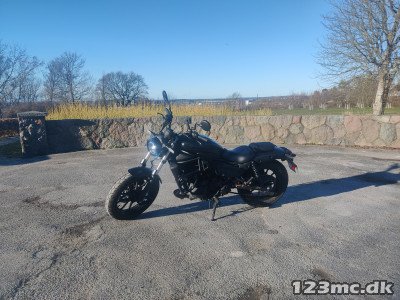 Kawasaki Eliminator 500