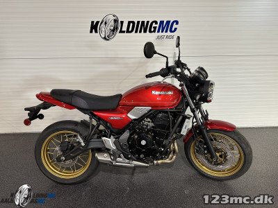 Kawasaki Z 650 RS Rød