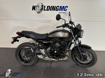 Kawasaki Z 650 RS Sort