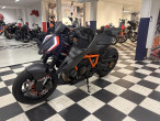 2024 KTM 1290 Super Duke R 2024 KTM 1290 Super Duke R