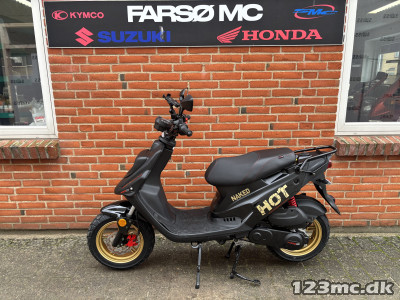 MotoCR Hot 50 Naked 30km