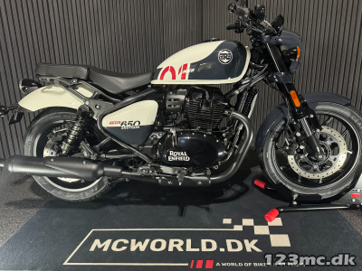 Royal Enfield Shotgun 650 Stencil White