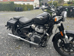 2024 Royal Enfield Super Meteor 650 2024 Royal Enfield Super Meteor 650