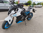 2024 Suzuki GSX-8S 2024 Suzuki GSX-8S