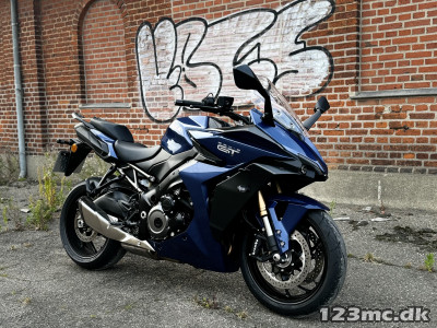 Suzuki GSXS 1000 GT