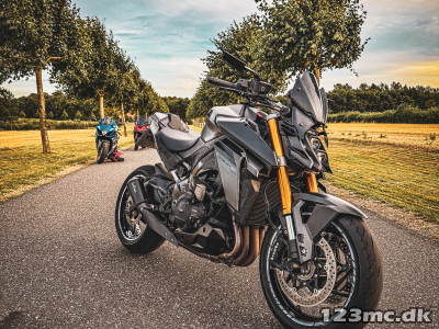 Suzuki GSXS 1000