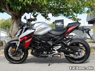 Suzuki GSXS 950