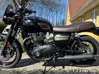Triumph Bonneville T 120 T120 Black