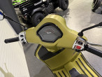 2024 Vespa GTS 300 Supersport