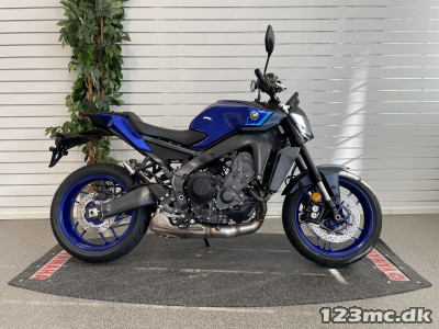 Yamaha MT-09 - Icon Blue