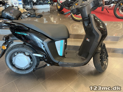 Yamaha Neos