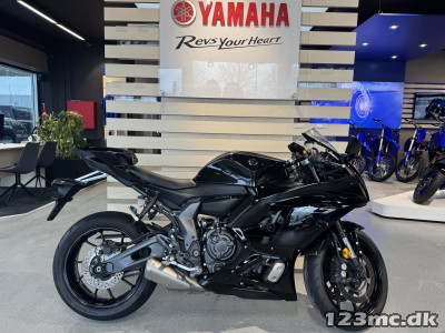Yamaha YZF R7