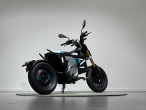 2025 BMW CE 02