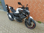2025 CFMOTO 450 NK