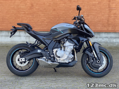 CFMOTO 675 NK