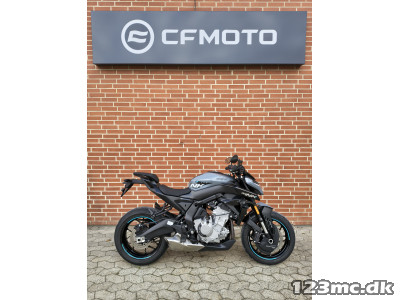 CFMOTO 675 NK