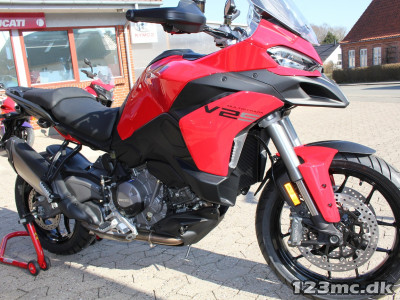 Ducati Multistrada V2 S