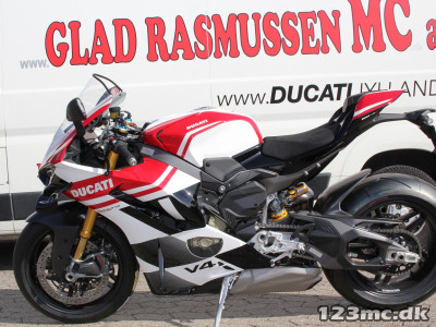 Ducati Panigale V4 S Trikolore