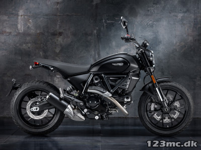 Ducati Scrambler Icon Dark Tricolore