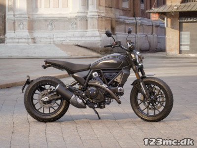 Ducati Scrambler Icon Dark