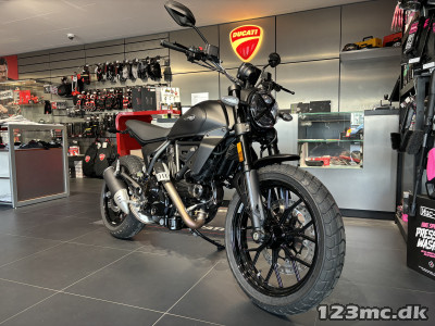 Ducati Scrambler Icon Dark
