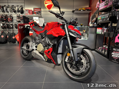 Ducati Streetfighter V4