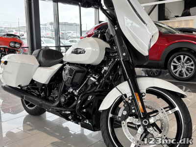 Harley-Davidson FLHX Street Glide