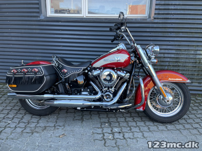 Harley-Davidson FLI Hydra-Glide Revival