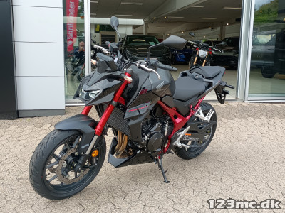 Honda CB 750 Hornet E-Clutch