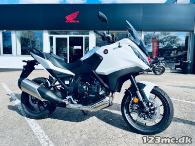 Honda NT 1100 D