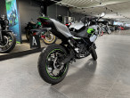 2025 Kawasaki Ninja e-1