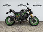 2025 Kawasaki Z 900 SE