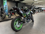 2025 Kawasaki Z 900 SE