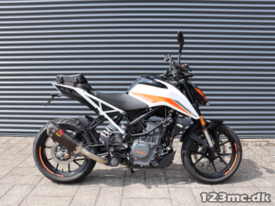 KTM 390 Duke
