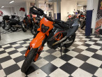2025 KTM 690 SMC R
