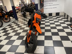 2025 KTM 690 SMC R