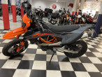 2025 KTM 690 SMC R