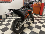 2025 KTM 690 SMC R