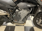 2025 KTM 890 Duke