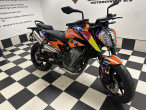 2025 KTM 890 Duke