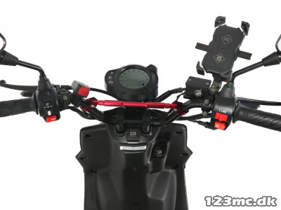 MotoCR Hot 50 Naked