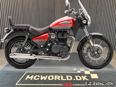 Royal Enfield Meteor 350 Supernova