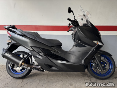 Suzuki AN 400 Burgman